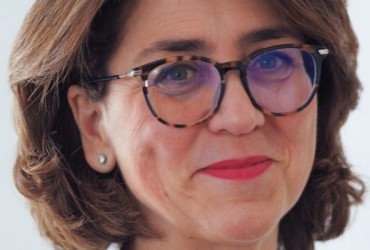 Luisa Oliva&nbsp;: soins sur mesure, maquillage hybride et textures de nouvelle génération 