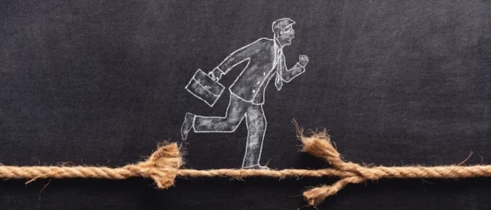 Between protection and mobility, non-compete clauses put to the test in the cosmetics packaging market